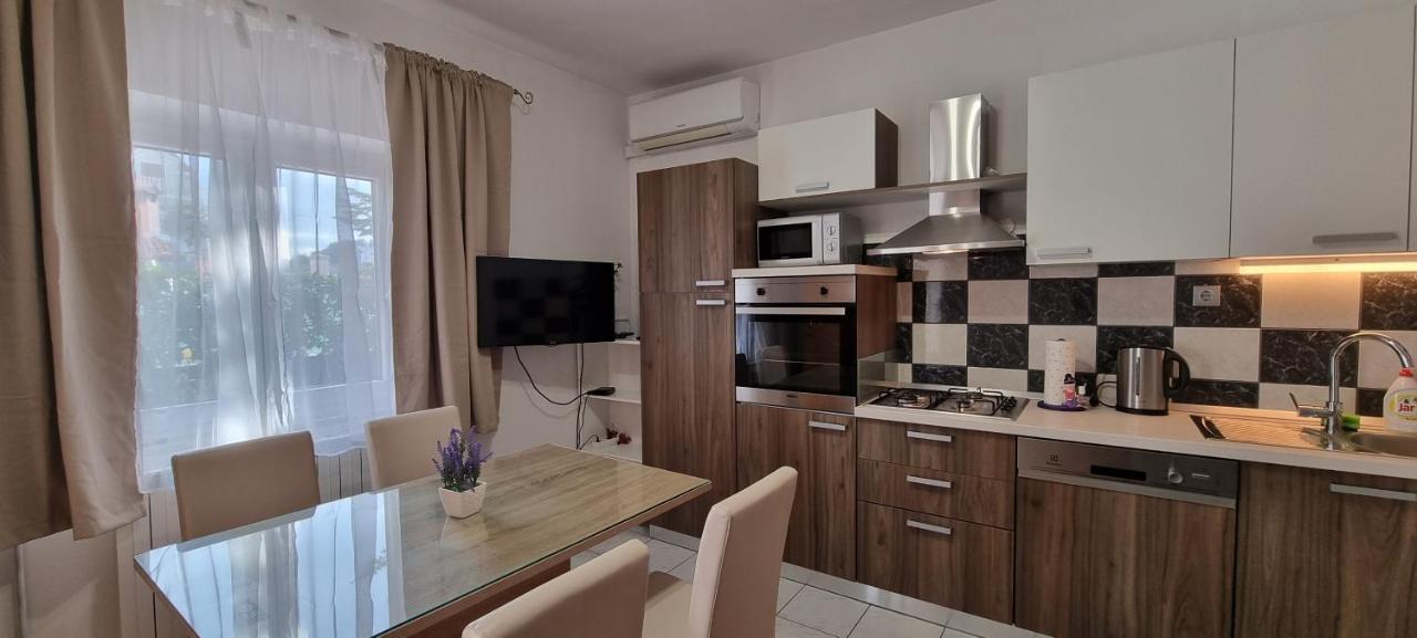 Apartment Ane Сплит Екстериор снимка
