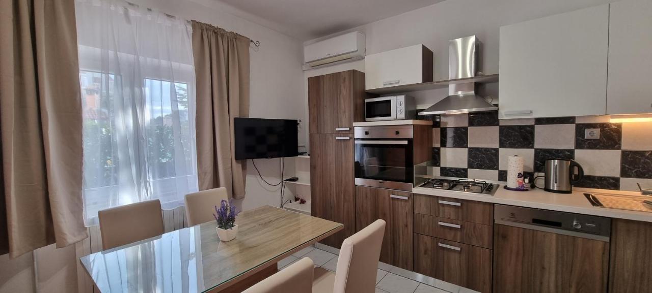 Apartment Ane Сплит Екстериор снимка